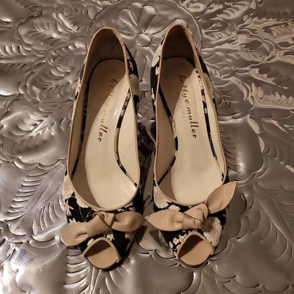 Heather muller made in Italy, very rare,sz. 7